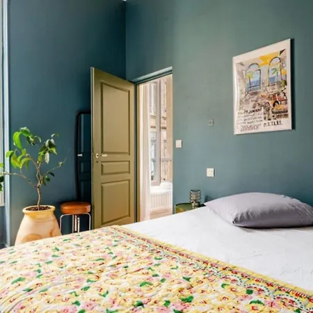 Bel Hyper-centre Apartment *