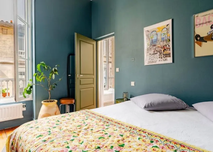 Bel Hyper-centre Apartment *